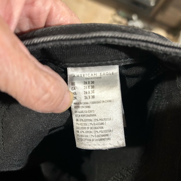 American Eagle Black Skinny Jeans with Distressed Details - Picture 4 of 5